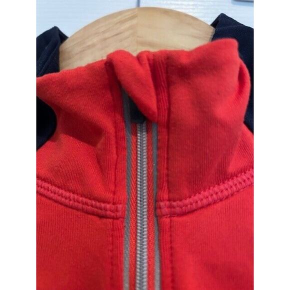 ATHLETA Running Wild Shirt Red Navy Blue Fall Winter Thumbholes 1/2 zip SMALL - Picture 4 of 8